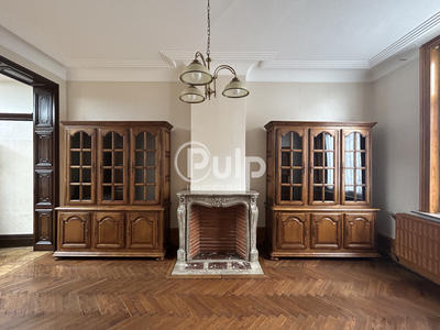 Maison bourgeoise - 215 m² - 12 pièces