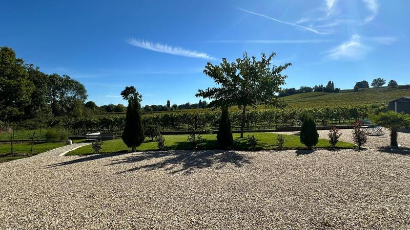 Maison - 151 m² - 8 pièces