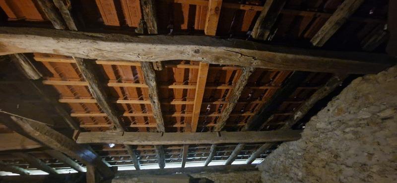 Maison en pierre - 95 m² - 5 pièces