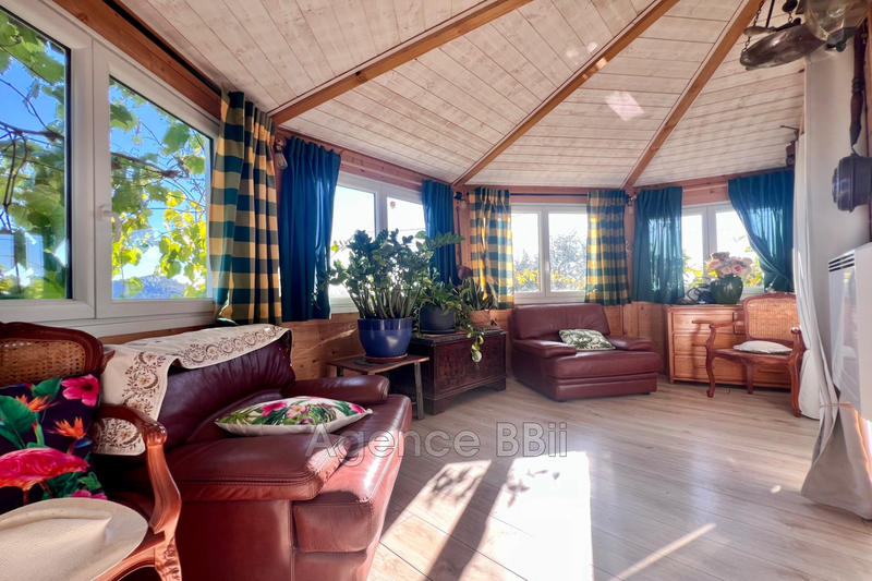 Villa - 175 m² - 7 pièces