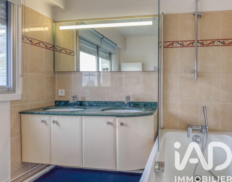 Appartement - 136 m² - 5 pièces