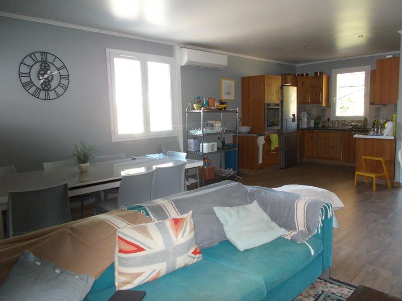 Maison - 180 m² - 8 pièces