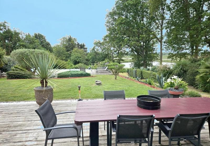 Maison - 187 m² - 7 pièces