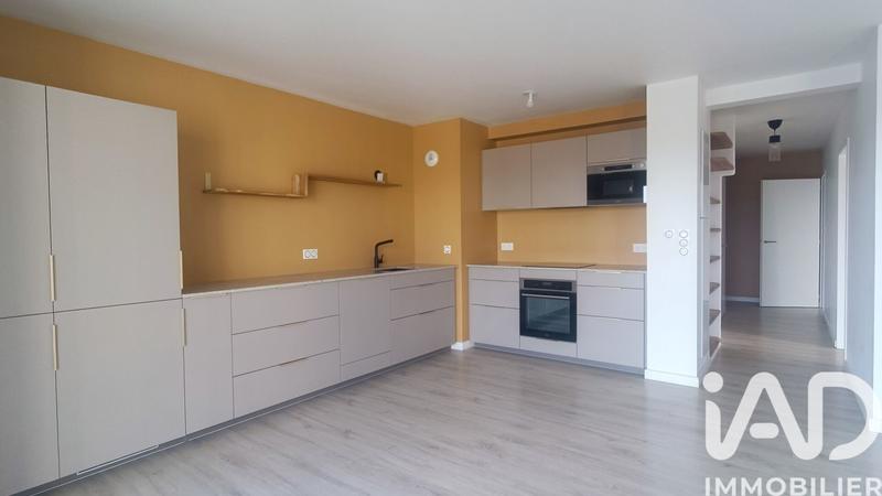 Appartement - 75 m² - 3 pièces