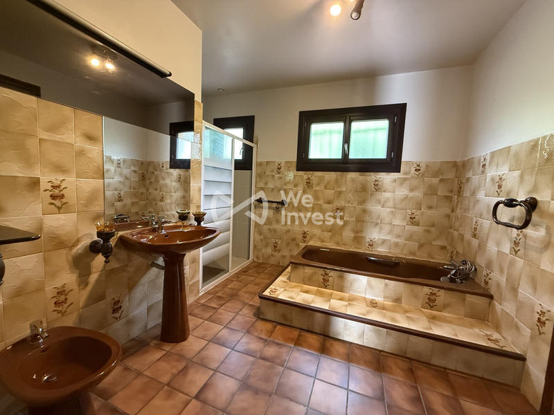 Maison traditionnelle - 140 m² - 5 pièces