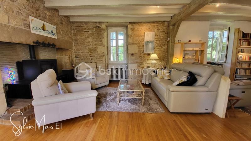 Propriété - 520 m² - 15 pièces