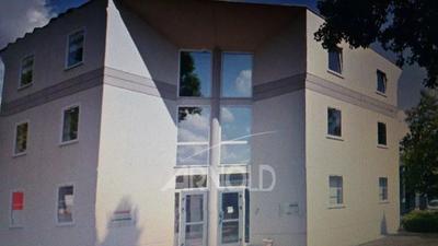 Bureau - 73 m² - 4 pièces