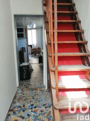 Maison - 94 m² - 5 pièces