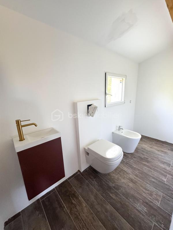 Villa - 167 m² - 6 pièces