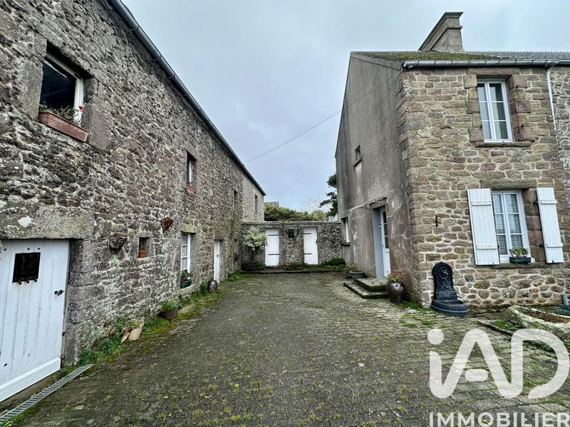 Maison - 200 m² - 9 pièces