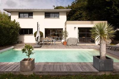 Maison - 160 m² - 7 pièces