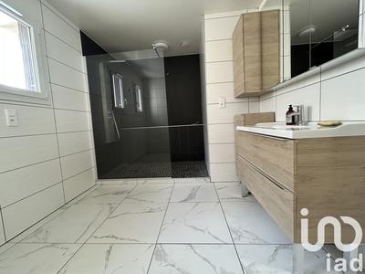 Maison - 207 m² - 5 pièces