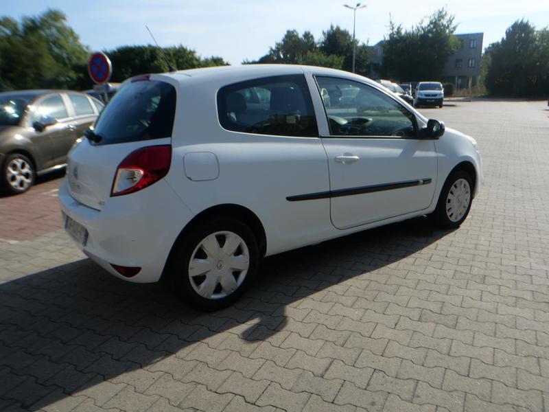 Renault Clio III Phase 2 1.5dci Eco 75ch