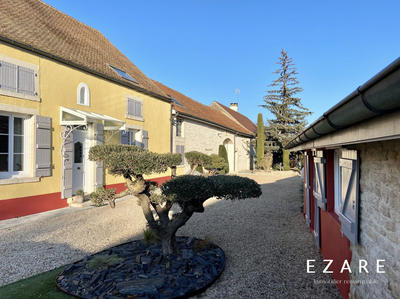 Maison - 200 m² - 8 pièces