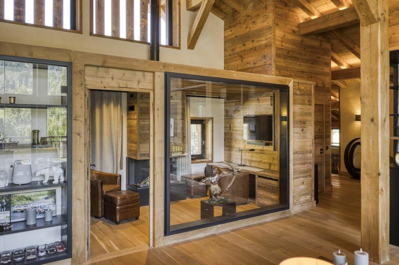 Châlet - 596 m² - 12 pièces