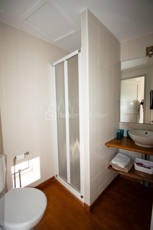 Demeure - 190 m² - 7 pièces