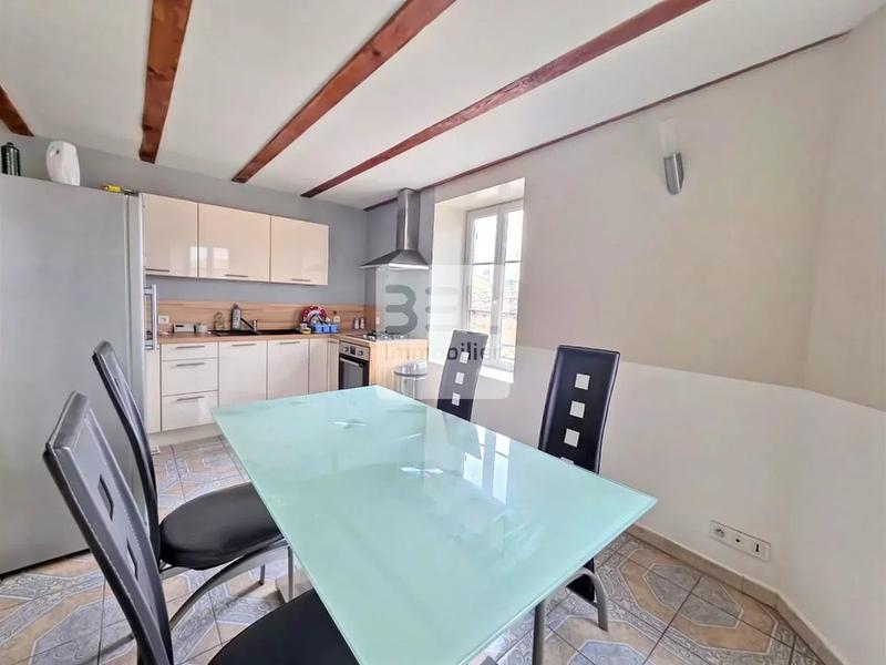 Immeuble - 255 m² - 10 pièces