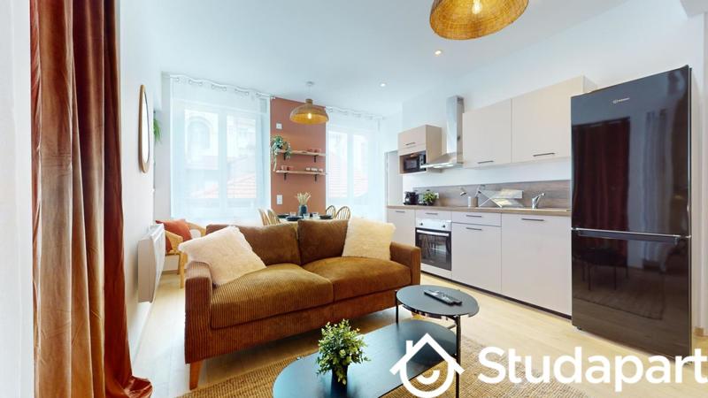 Chambre - 12 m² - 1 pièce