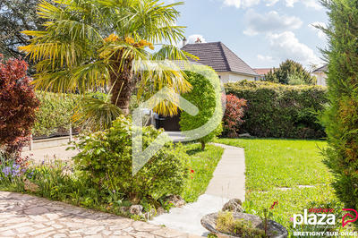 Maison - 188 m² - 9 pièces