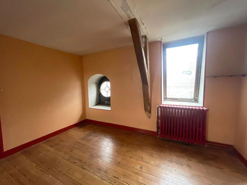 Maison - 230 m² - 10 pièces