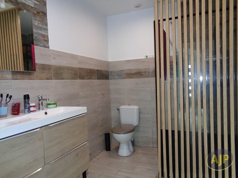 Maison - 156 m² - 8 pièces