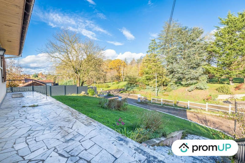 Maison traditionnelle - 140 m² - 6 pièces