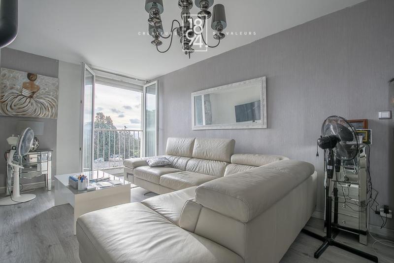 Appartement - 84 m² - 4 pièces