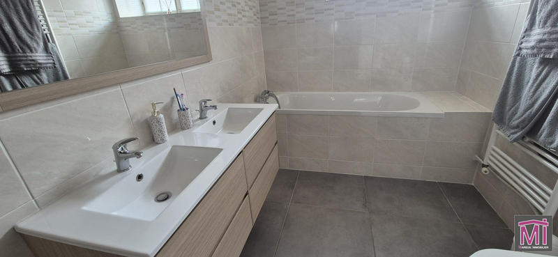 Maison ancienne - 85 m² - 5 pièces