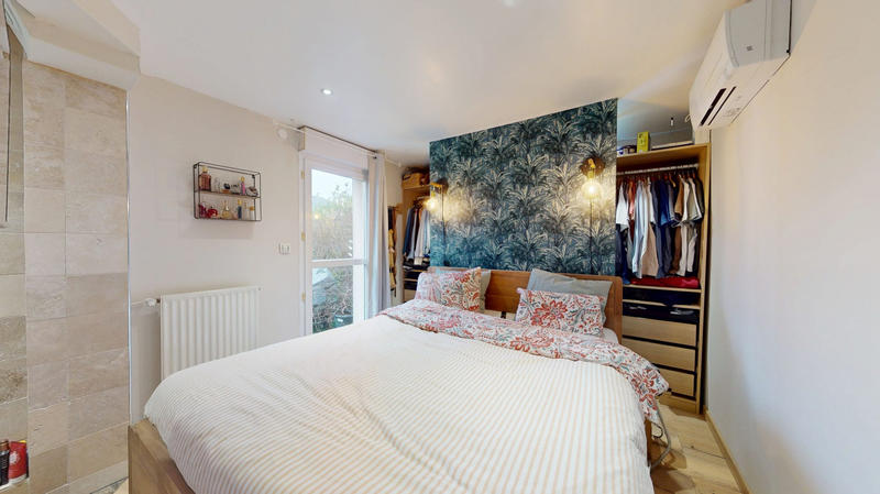 Maison - 95 m² - 5 pièces