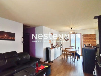 Maison - 98 m² - 6 pièces