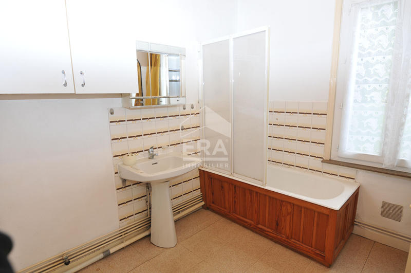 Maison - 120 m² - 8 pièces