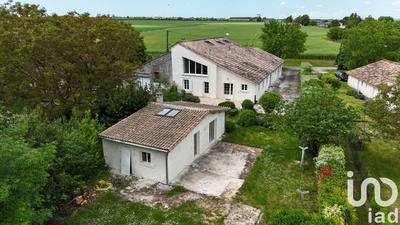 Maison - 268 m² - 11 pièces