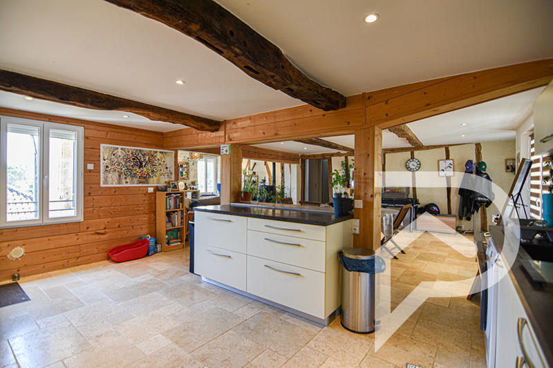 Maison - 142 m² - 5 pièces