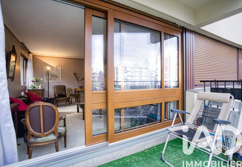 Appartement - 90 m² - 5 pièces