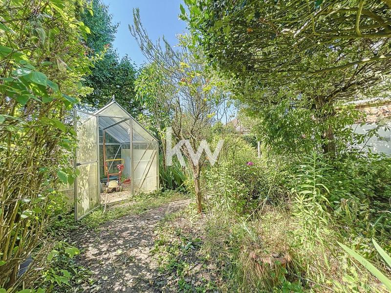 Pavillon - 136 m² - 6 pièces