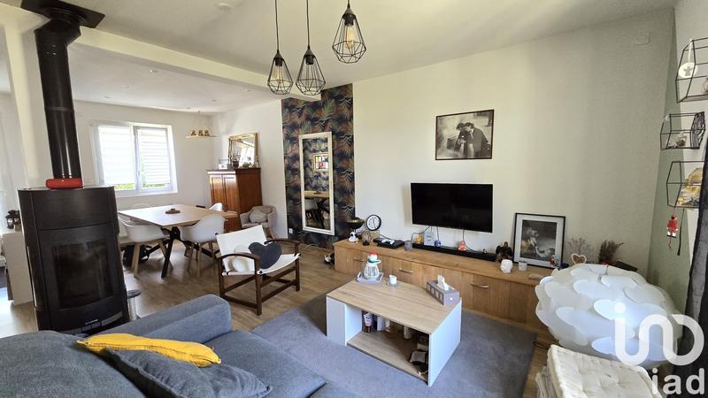 Maison - 93 m² - 5 pièces