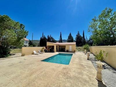 Maison - 500 m² - 5 pièces