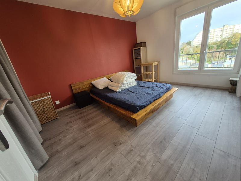 Appartement - 92 m² - 5 pièces