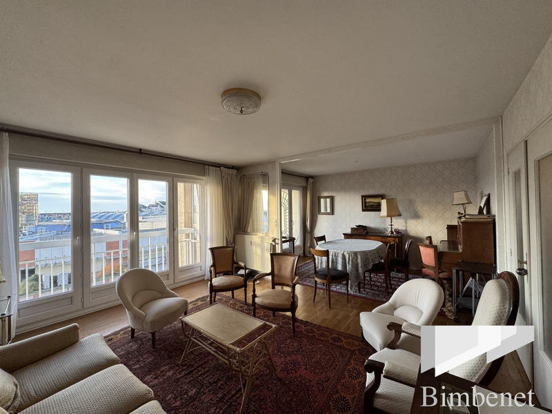 Appartement - 94 m² - 4 pièces