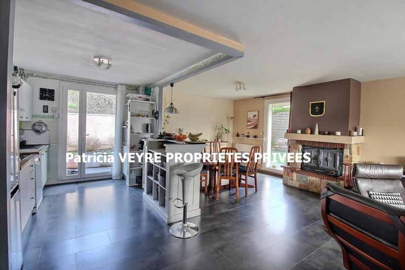 Maison - 101 m² - 5 pièces