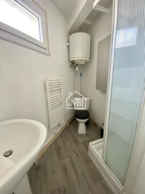 Studio - 15 m² - 1 pièce