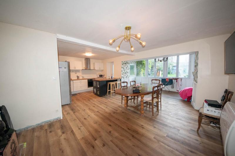 Maison de ville - 90 m² - 5 pièces