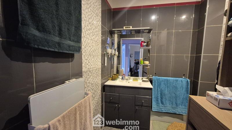 Maison - 90 m² - 5 pièces