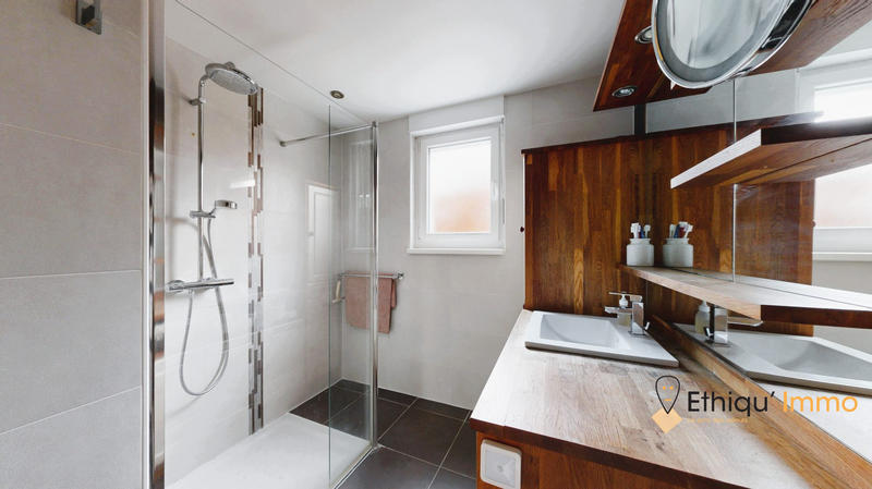 Appartement - 86 m² - 3 pièces