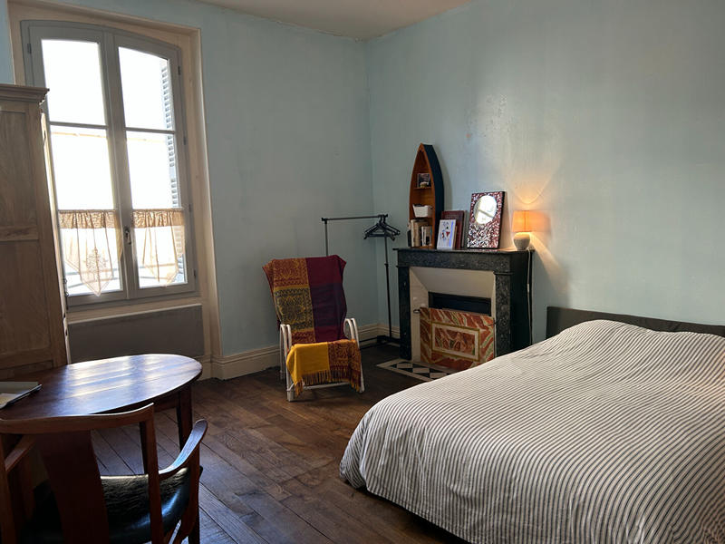 Maison - 205 m² - 6 pièces