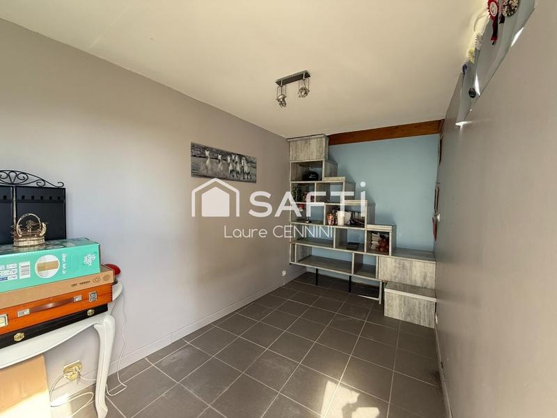 Maison - 184 m² - 10 pièces