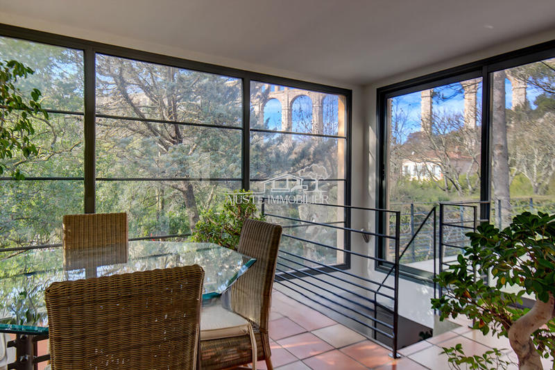 Maison - 230 m² - 7 pièces