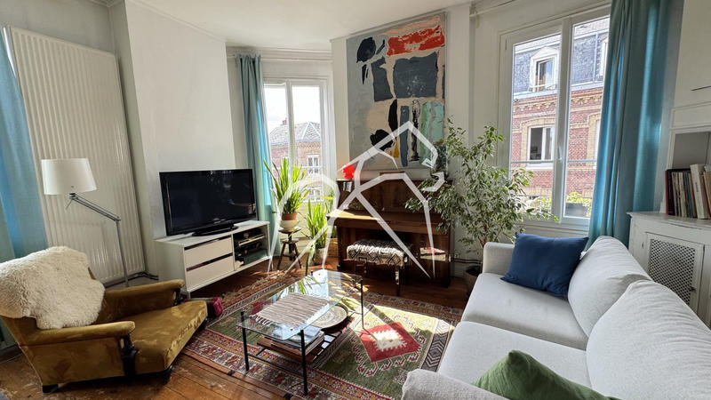 Appartement - 90 m² - 4 pièces