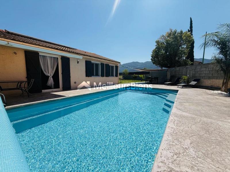 Villa - 102 m² - 5 pièces