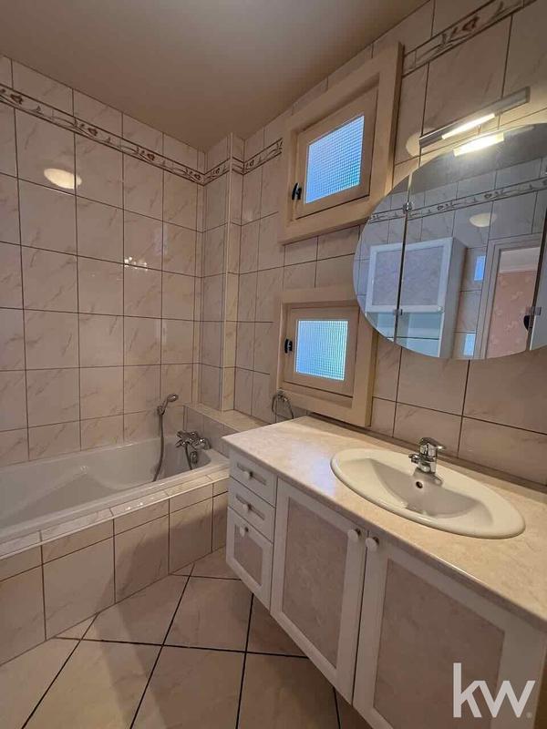 Appartement - 84 m² - 4 pièces